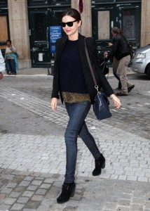 Orlando Bloom and Miranda Kerr make their way through the "Gare du Nord" trian station in Paris to catch the Eurostar to London