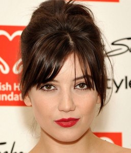 187788394-Daisy-Lowe-CROP