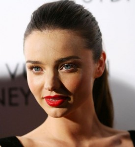 blue-eyes-miranda-kerr-red-lipstick-Favim.com-327835_original